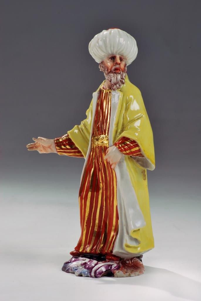 Uomo orientale con alto turbante
Doccia, manifattura Ginori, 1760-1780
Porcellana dipinta in policromia e oro.